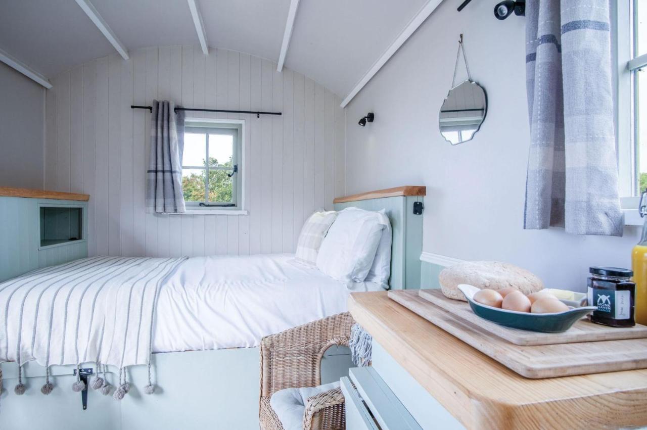 Haven View - 1 Bedroom Shepherds Hut - St Ishmaels Saint Ishmaels  외부 사진