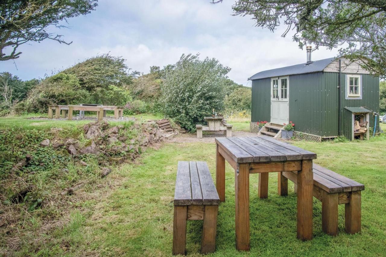 Haven View - 1 Bedroom Shepherds Hut - St Ishmaels Saint Ishmaels  외부 사진