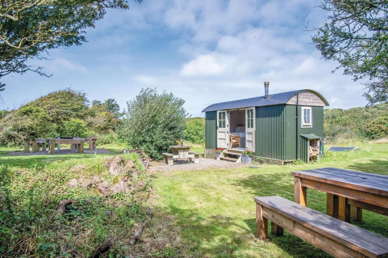 Haven View - 1 Bedroom Shepherds Hut - St Ishmaels Saint Ishmaels  외부 사진